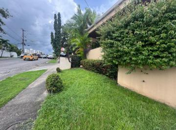 Casa de 2 habitaciones, Panamá · Venta de Casa con Potencial Residencial o Comercial en Hato Pintado – Ubicación Estratégica