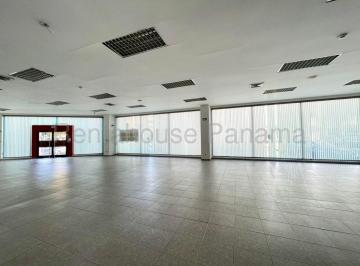 Edificio , Panamá · Alquilo Edificio de Esquina de 5 Niveles en Av Peru. 5208 m². Mrm