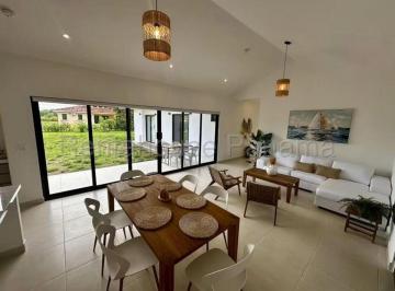 Casa de 3 habitaciones, Panamá · Alquiler Casa Full Equipada y Remodelada en Punta Chame