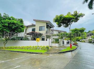 Casa de 3 habitaciones, Arraiján · Casa de 304 m² con 3 Habitaciones en Alquiler en Nativa Panama Pacifico