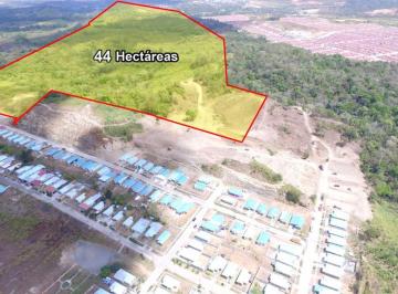 Terreno / Lote , Panamá · Se Vende Terreno de 44 Hectáreas en Las Cumbres – Proyecto Aprobado Para + 1,000 Viviendas