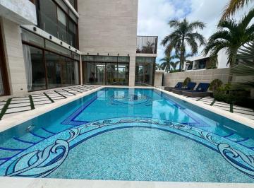 Apartamento · 1050m² · 4 Recámaras · 4 Estacionamientos · Apartamento Ocean Reef Island Amoblado 4rec con Piscina Mld