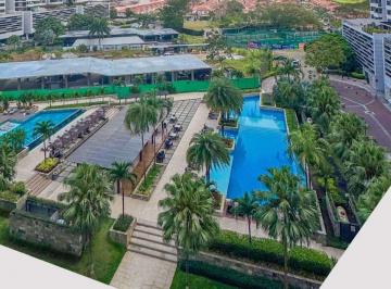 Apartamento de 2 habitaciones, Panamá · Venta de Apartamento PH Condado Country Club! Para Extrenar.