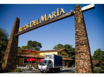 Casa · 49m² · 1 Recámara · 5 Estacionamientos · Venta Casa en Altos del Maria 5670.02 m² Amplio Terreno Cv