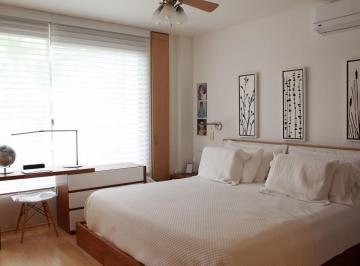 Apartamento · 200m² · 3 Recámaras · 2 Estacionamientos · Venta de Apartamento en PH Canal View - Clayton