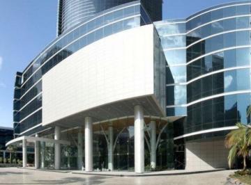 Oficina comercial · 104m² · 4 Recámaras · 2 Estacionamientos · Alquiler Costa del Este Oficina Amoblada Financial Park Pt