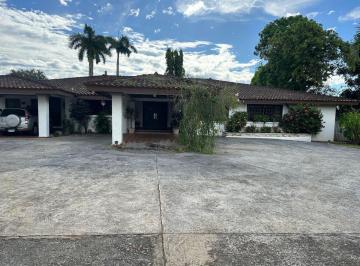 Casa de 6 habitaciones, David · La Perla David Chiriqui Casa en Venta