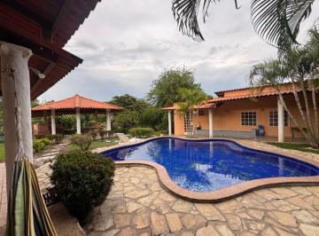 Casa de 5 habitaciones, Chame · Venta de Casa 5 Habitaciones Las Lajas a Minutos de Coronado