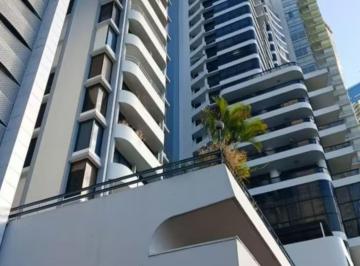 Apartamento de 3 habitaciones, Panamá · Vendo Apartamento en Av Balboa con Vista Al Mar
