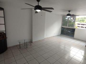 Apartamento de 3 habitaciones, Panamá · Apartamento en Venta a Pocos m de La Av 12 de Octubre en Pueblo de Nuevo