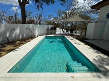 Casa de 3 habitaciones, San Carlos · Casa con 1000 m² Terreno en Venta en San Carlos