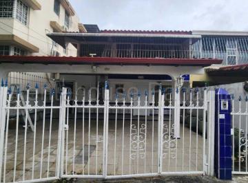 Casa de 3 habitaciones, Panamá · Vendo Casa Espaciosa en Hato Pintado 26 - 4905