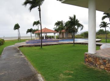 Apartamento · 192m² · 3 Recámaras · 2 Estacionamientos · Se Vende Apartamento en Punata Chame