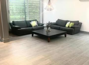 Apartamento de 2 habitaciones, Panamá · Apartamento en Alquiler – Marbella | Tríplex | 220 m² | Terraza y Jacuzzi