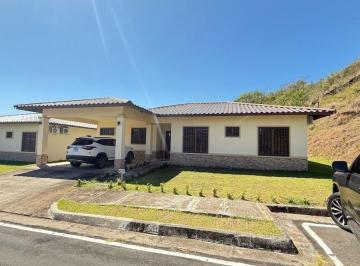 Casa de 3 habitaciones, Dolega · Casa Moderna y Amoblada – 3 Hab en Doral Villas. Ideal Para Tu Familia en Chiriquí.