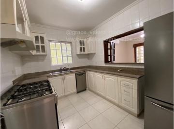 Casa · 210m² · 3 Recámaras · 2 Estacionamientos · Casa en Renta 3 Recámaras 2 Baños Clayton Panama