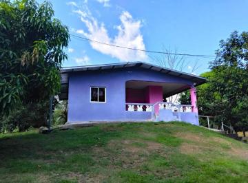 Casa de 3 habitaciones, Boquerón · Amplio Terreno con Casa y Árboles Frutales en La Meseta de Boquerón