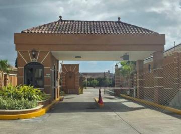 Casa de 3 habitaciones, Panamá · Venta de Espectacular Casa en Sunset Coast: Lujo y Diseño Americano en Costa Sur - 04