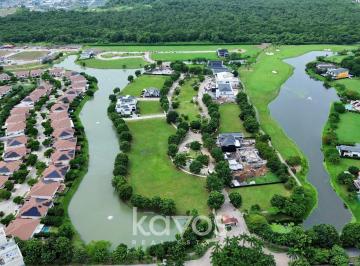 Terreno / Lote · 754m² · Terreno en Peninsula Estates - Santa Maria