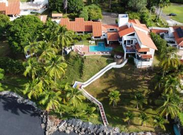 Casa de 10 habitaciones, San Carlos · Venta de Lujosa Hacienda Frente Al Mar en Playa Barco, Panama