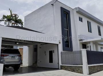 Casa de 3 habitaciones, Panamá · Alquiler de Casa en La Alameda