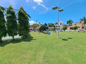 Casa de 4 habitaciones, Panamá · Casa en Alquiler en Palmeras del Este Costa del Este