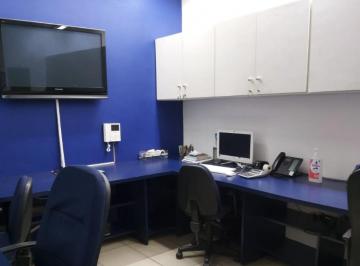 Oficina comercial · 130m² · 2 Estacionamientos · Obarrio Oficina High - Tech en Alquiler