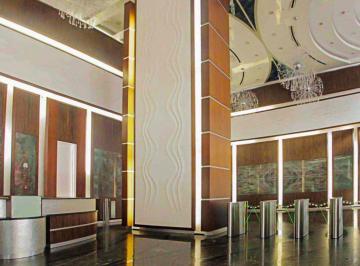 Oficina comercial · 108m² · 2 Estacionamientos · Bicsa, Oficina Amoblada 108 m² a Solo $2100