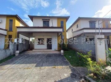 Casa de 3 habitaciones, Arraiján · Casa con 220.50 m² de Terreno, 3 Recámaras en Alquiler, Arraijan, Nuevo Emperador