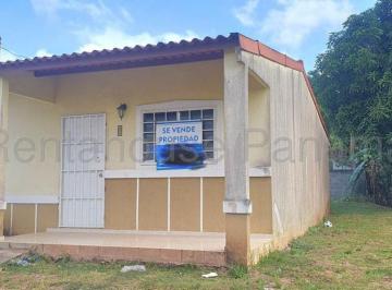 Casa de 2 habitaciones, Arraiján · Casa de 56 m² con 2 Recámaras en Venta en Arraiján, Lago Emperador