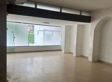Casa de 10 habitaciones, Panamá · Alquiler de Casa Comercial con Piscina en Paitilla 690 m²
