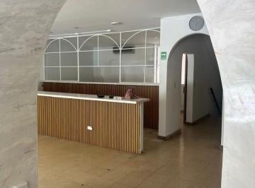 Casa de 10 habitaciones, Panamá · Venta de Casa Comercial con Piscina en Paitilla 690 m²
