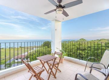Apartamento de 2 habitaciones, San Carlos · Apartamento en Ensenada con Vista Al Mar en Venta en San Carlos