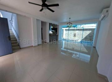 Casa de 3 habitaciones, Panamá · Amplia Casa en Alquiler en La Alameda