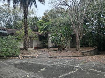 Casa de 4 habitaciones, Panamá · Oportunidad de Inversión en Las Cumbres | Ideal Para Proyecto