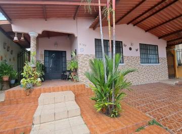 Casa de 3 habitaciones, San Miguelito · Casa con 3 Recámaras en Venta y Alquiler, 300 m² Brisas de Golf