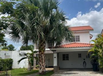 Casa de 4 habitaciones, Panamá · Vendo Casa en Costa Sur P. H Quintas de Versalles