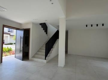 Casa · 400m² · 3 Recámaras · 4 Estacionamientos · Venta de Casa Unifamiliar en PH The Woods, Santa María