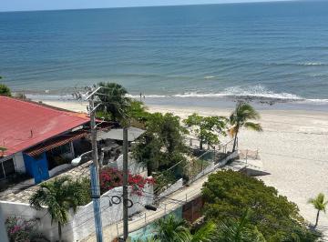 Apartamento de 1 habitación, San Carlos · Apartamento en Alquiler en Playa Corona. $$750incluye Luz y Wifi