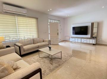 Casa de 4 habitaciones, Arraiján · Casa en Panama Pacifico Residencial Howard en Alquiler