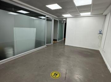 Local comercial · 94m² · 1 Estacionamientos · Local Comercial - Royal Center, Marbella