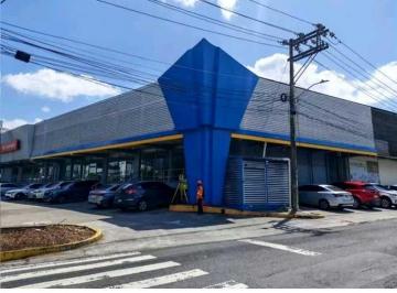 Local comercial · 450m² · 14 Estacionamientos · Local Comercial en Via España 450 m² con Divisiones