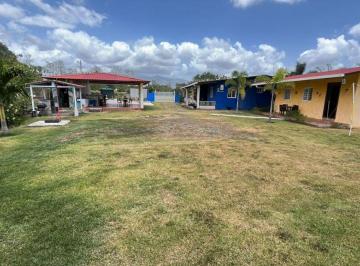 Casa de 6 habitaciones, Chame · Venta de Casas con Piscina y Energía Solar en Chame a 10 Min de La Playa