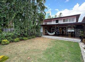 Casa de 4 habitaciones, Panamá · Venta de Casa en Bellavista