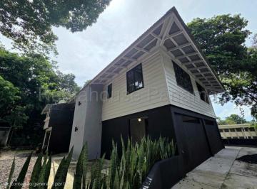 Casa de 4 habitaciones, Panamá · Venta de Casa en Balboa