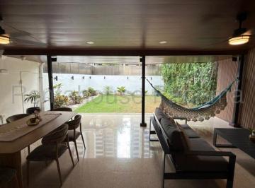 Casa de 4 habitaciones, Panamá · Casa Duplex en Venta Marbella. Lote 640 m². 4 Recámaras y Patio. $690 por m². Uso Mixto.
