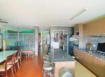 Casa de 3 habitaciones, Panamá · Venta de Casa en Betania