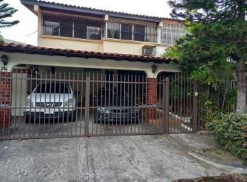 Casa de 3 habitaciones, Panamá · Venta de Casa El Carmen