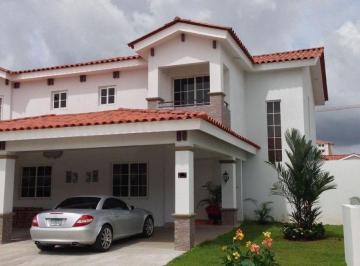 Casa de 3 habitaciones, Panamá · Alquiler Casa en Versalles Residencial Quintas de Versalles