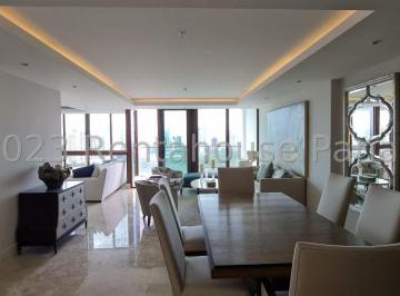 Apartamento de 3 habitaciones, Panamá · Apartamento de 225 m² con 3 Habitaciones en Venta en Santa María